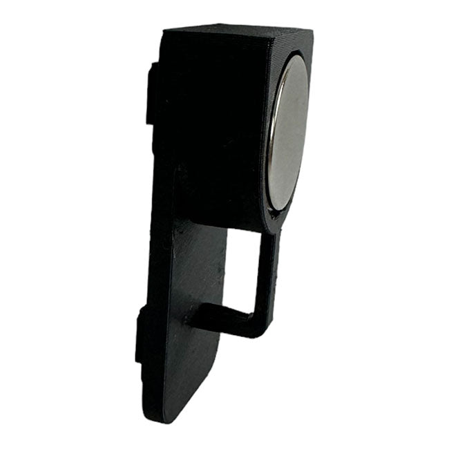 Magnet & Carabiner Accessory Holder Secondary image